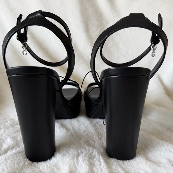 GBG Los Angeles Black Platform Heels - Picture 7 of 13